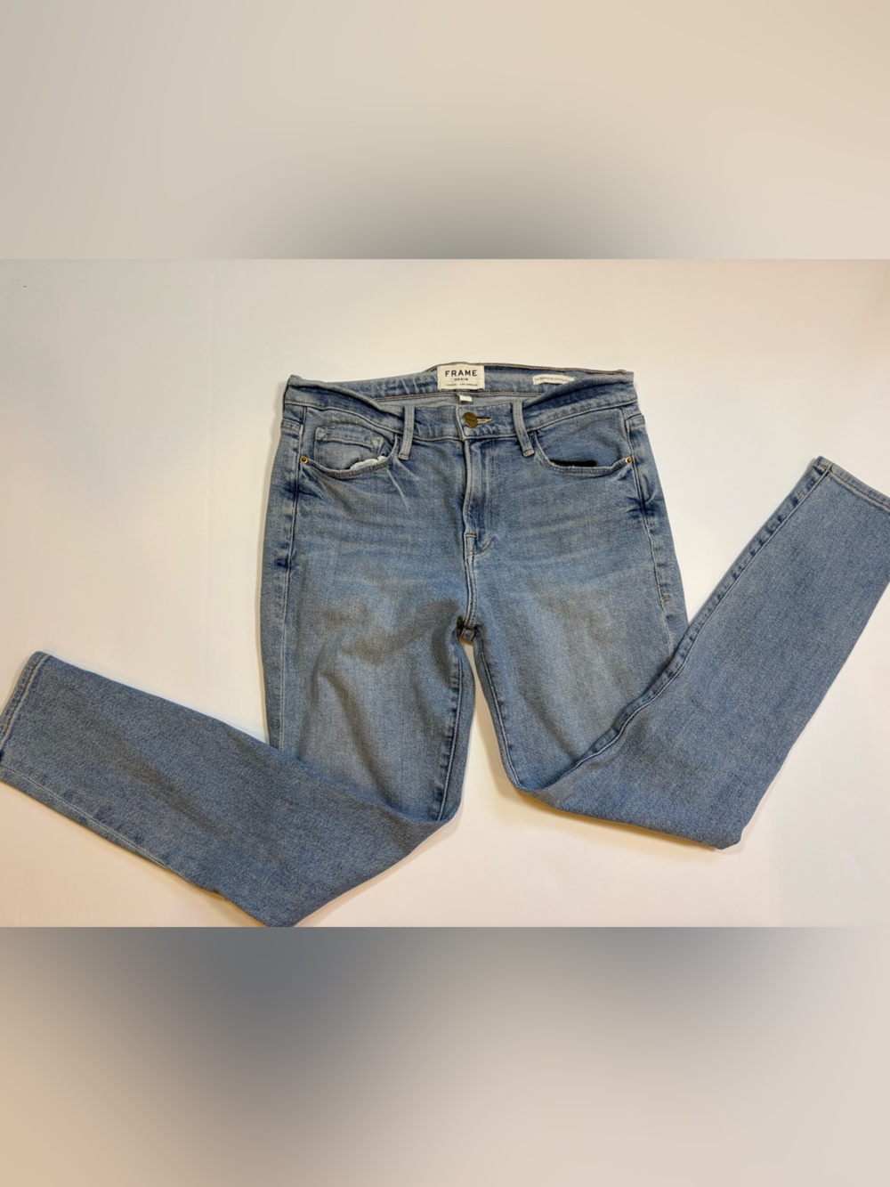 Frame Denim Le Skinny de Jeanne Crop | Light Wash | Size 28 - Picture 4 of 5